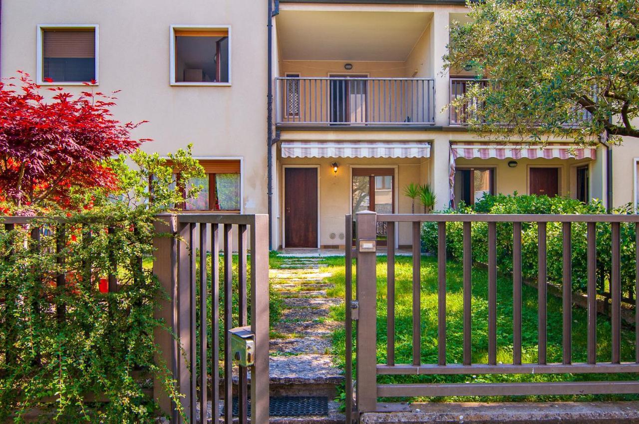 Verona - Familyoasi Free Parking And Garden Eksteriør billede